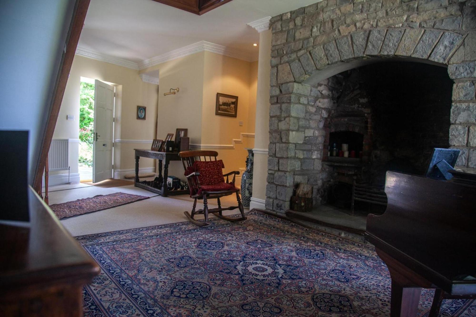 Clemenstone House B&B Cowbridge Buitenkant foto